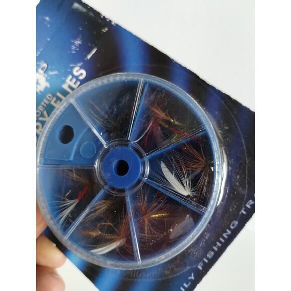 Vintage South Bend 10 Assorted Dry Flies In Handy Dial Box - New Old Stock - Picture 2 of 3